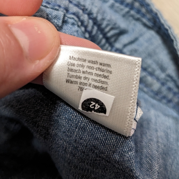 St. John's Bay Blue Mid rise Bermuda Shorts 24W - Picture 6 of 10